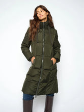 Load image into Gallery viewer, MMNova Square Down Coat - Roisin