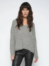 Load image into Gallery viewer, MMThora V-Neck Jumper - Grey Melange