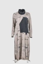 Load image into Gallery viewer, Print Dress - Sand