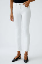 Load image into Gallery viewer, Baxtor Cropped Jegging in Optic White