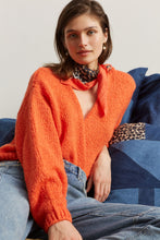 Load image into Gallery viewer, Camel Black Scarf