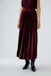 Pleated Skirt in Bramble Berry