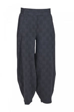Load image into Gallery viewer, Bubble Barrel Leg Trousers - Black