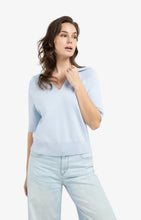 Load image into Gallery viewer, Knitted sweater with collar - Ice blue