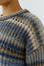 Load image into Gallery viewer, Stripe Pattern Pullover  - Light Brown/blue